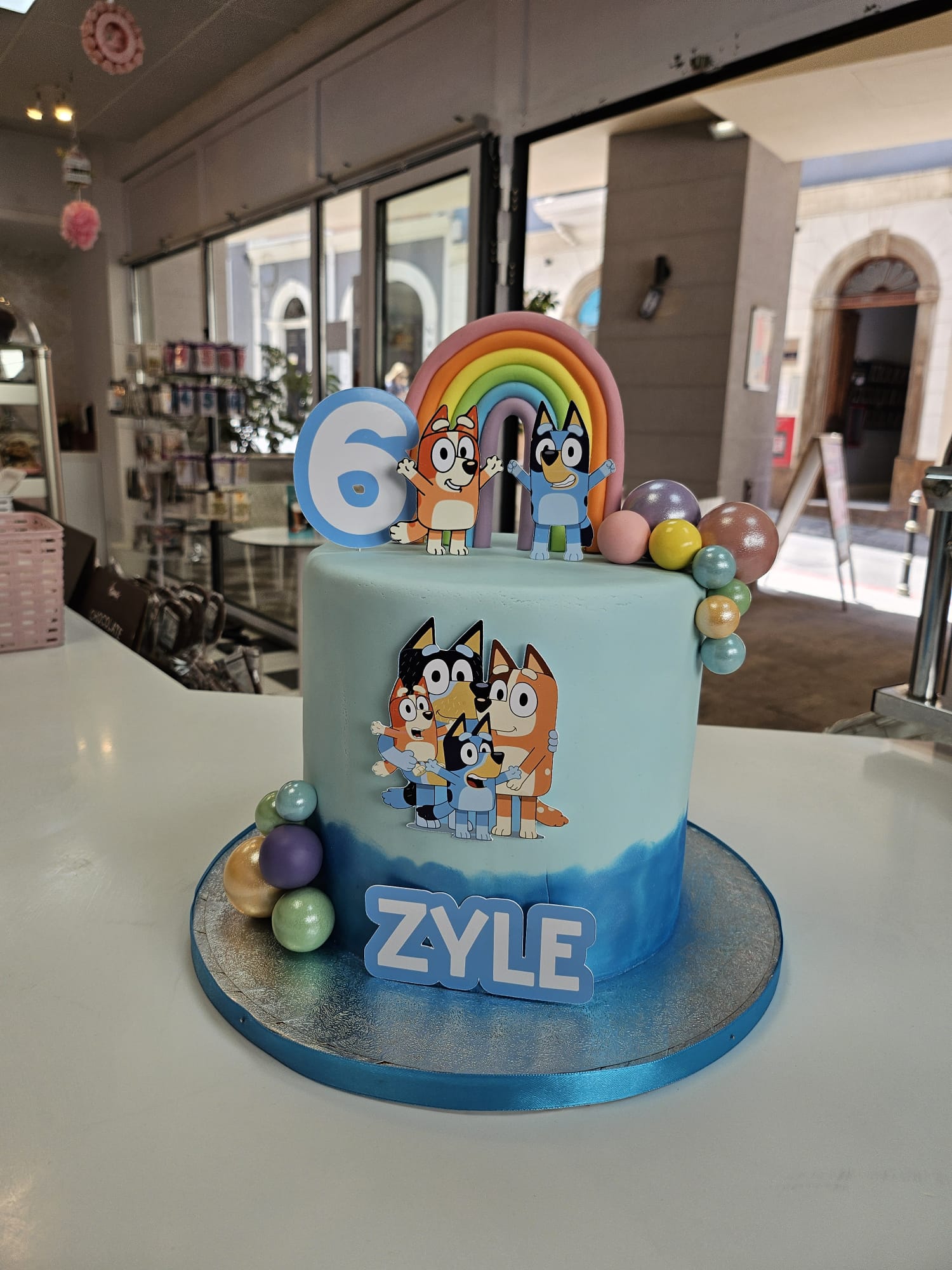Bespoke Cake 1