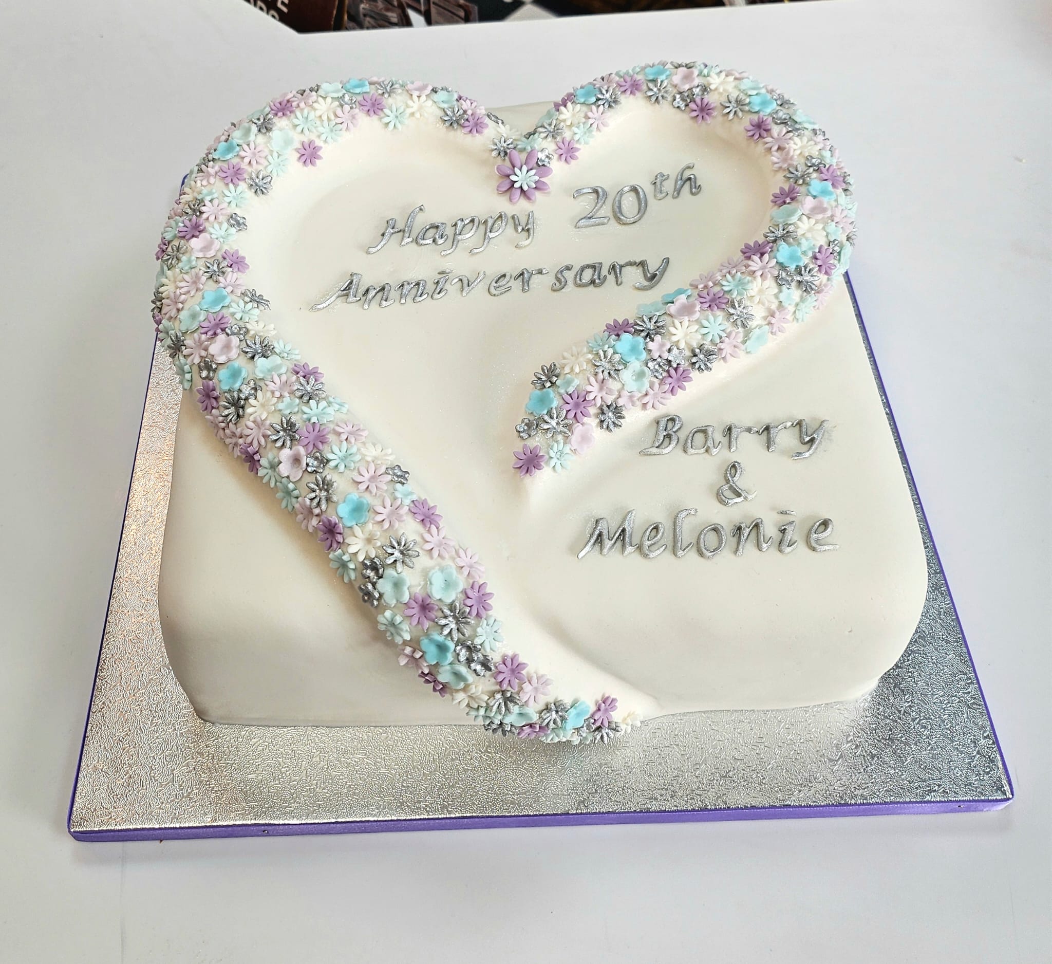 Bespoke Cake 4