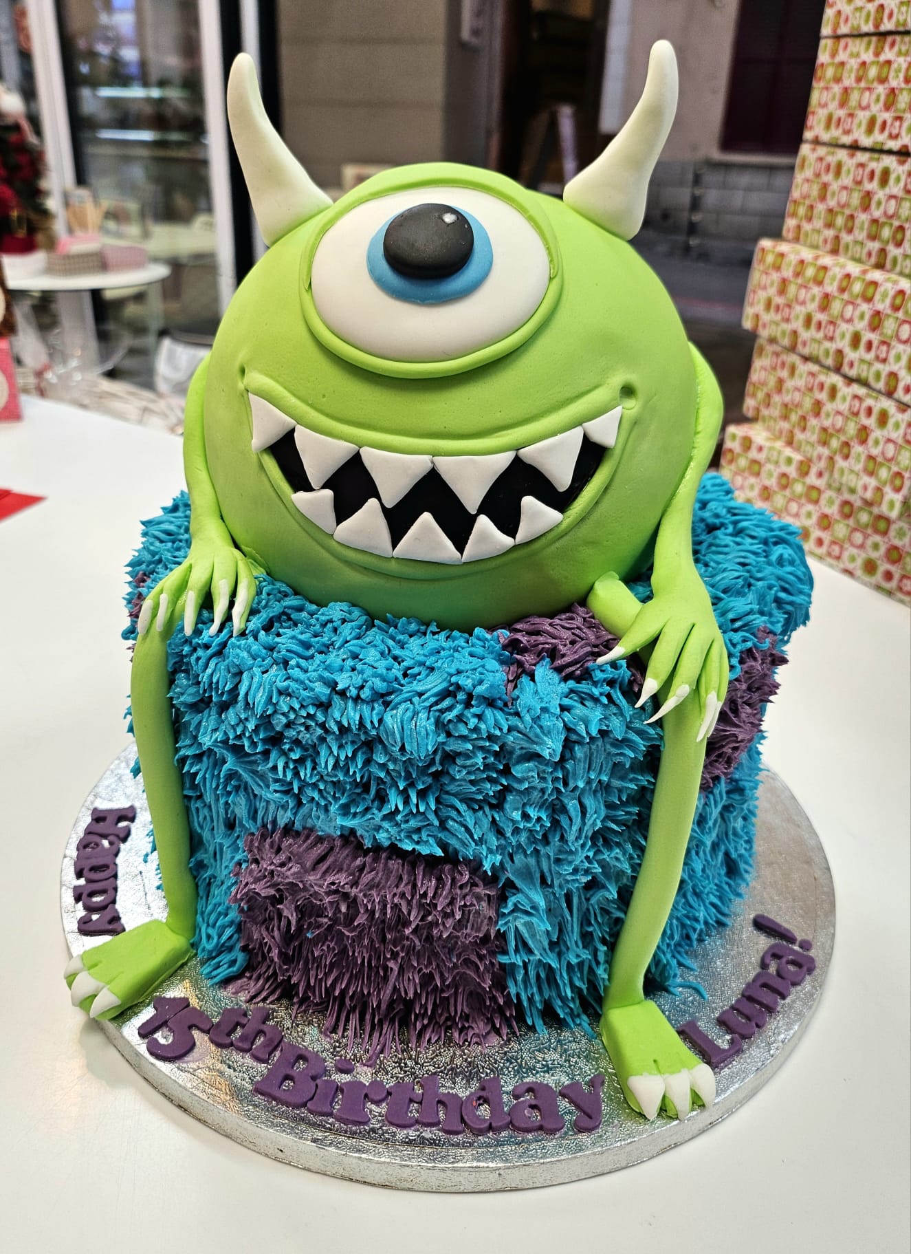 Bespoke Cake 6