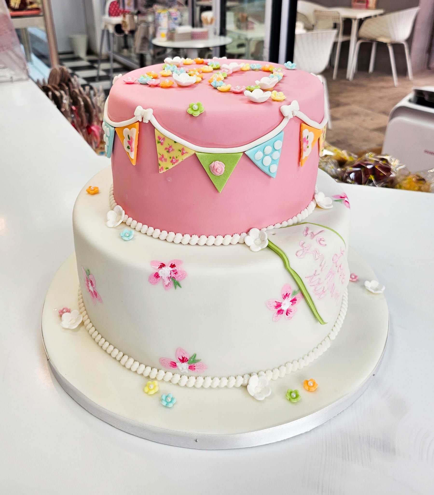 Bespoke Cake 8